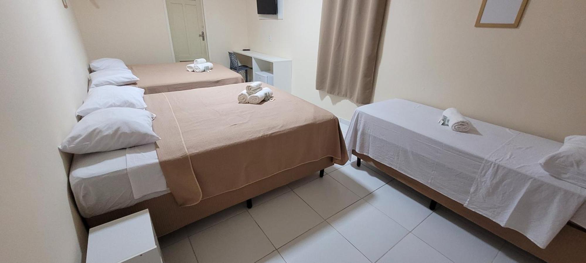 Manaira Hotel *